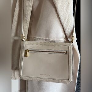 Lauren Ralph Lauren Off‑White Leather Shoulder Bag with Gold Hardware
